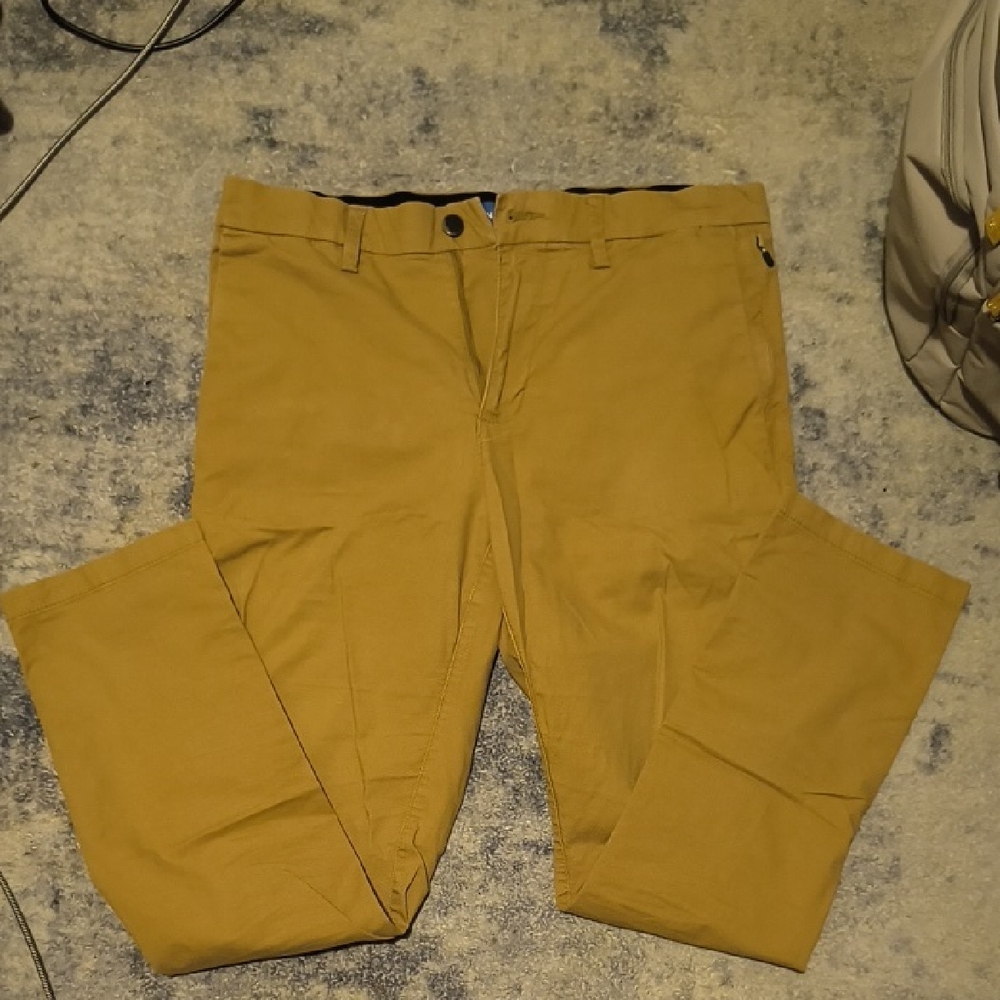 Old Navy | Men's Tan Chinos